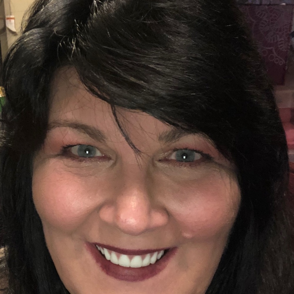 Meet your Posher, Leah